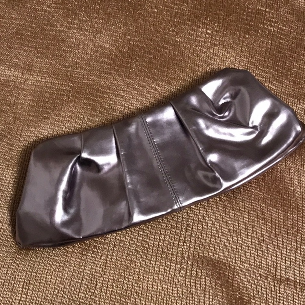 Silver Clutch
